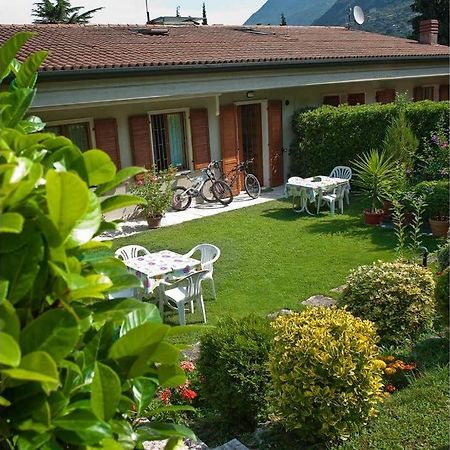 Casa Facchinetti Orange Apartment Malcesine Exterior photo
